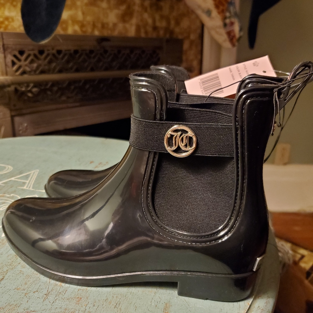Juicy Couture Tarain Boot, NEW size 7